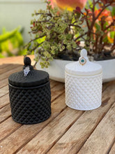 Load image into Gallery viewer, 9 oz Vintage Glass Quilted Candle